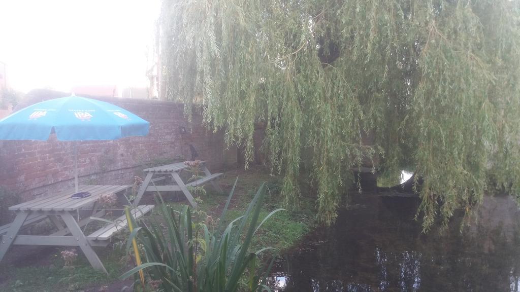 Wensum Lodge Hotel Fakenham Exterior foto